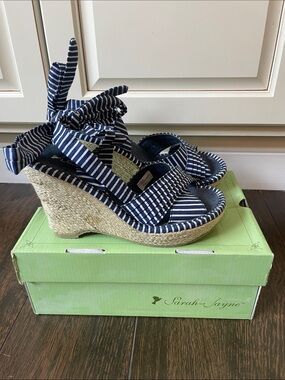 NWT Sarah Jayne Espadrille Strap Wedges!